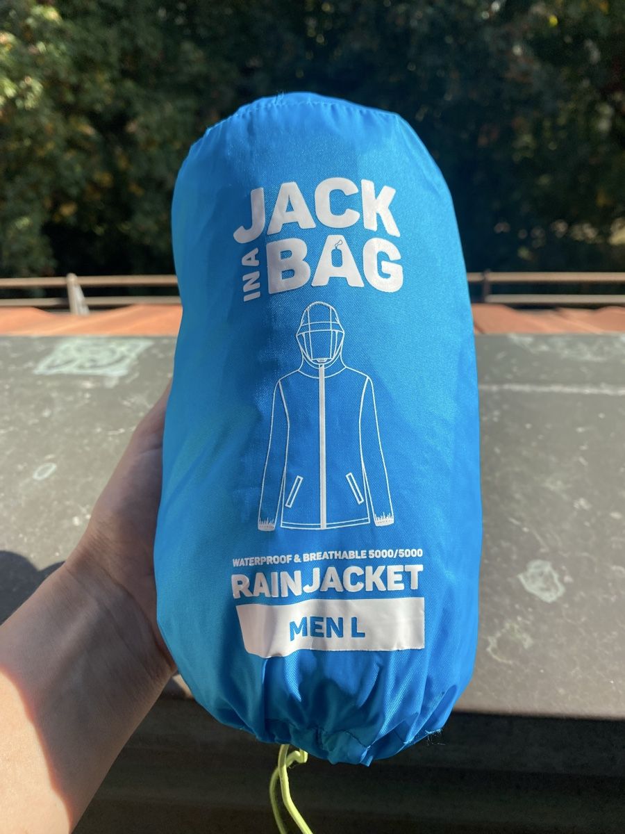 Jacken: Regenjacke L – Neu und originalverpackt aus Weiningen ZH von and_6tm5 1