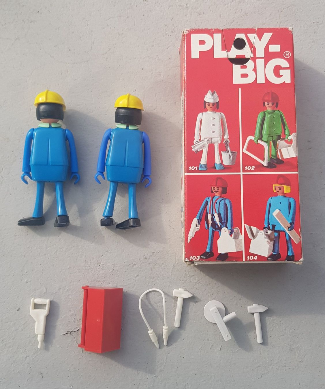 Spielzeuge: Play Big 2 Figuren mit Originalverpackung – Gebraucht aus Aarau von Vintage1969 1