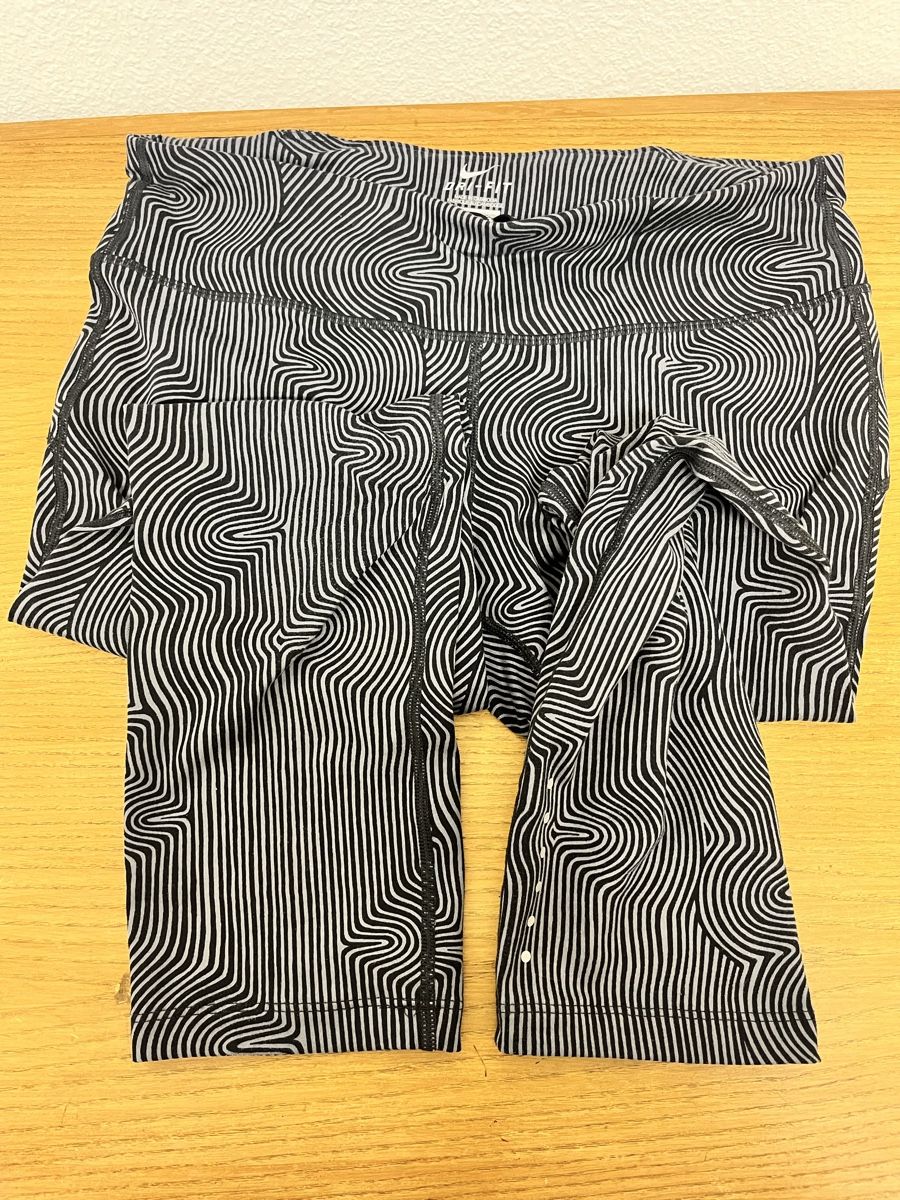 Nike Leggings: 3/4 Sporthose von Nike Grösse M-L – Usato da Teufenthal AG venduto da Nanahu 3