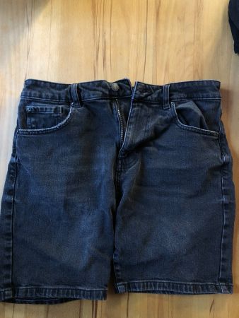 Zara Jeans Shorts Schwarz – Grösse 42 (USA 32) – Top Zustand