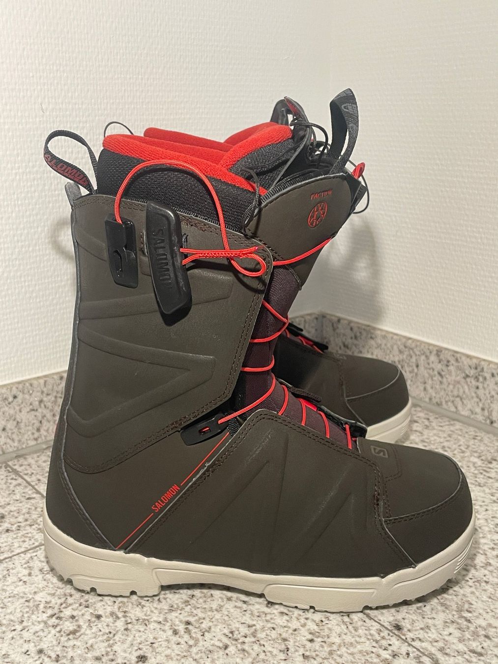 Head Board: Snowboard "Head" inkl. Schuhe "Salomon" – Usato da Cham venduto da Nacanoli 6