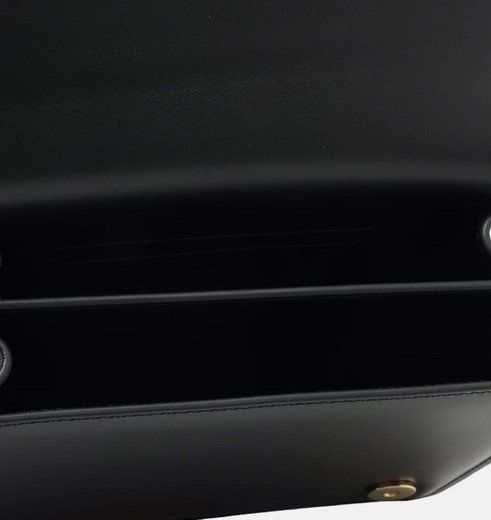 Altro in  Abbigliamento & Accessori: Dolce & Gabbana  Leder-Schultertasche – Nuovo e nell'imballaggio originale da Turbenthal venduto da Fashonista 2