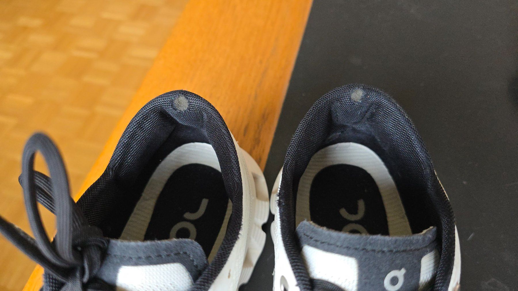 On Scarpe da donna: ON schuhe .  EU 38.5 – Usato da Wallisellen venduto da theblacksheep 4