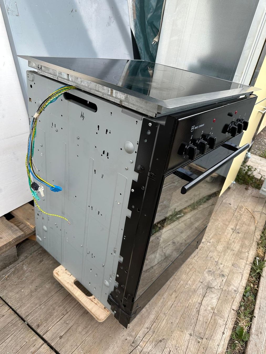 V-Zug Herde: Backofen mit Glaskeramik V-ZUG – Gebraucht aus Spreitenbach von Space_X 3