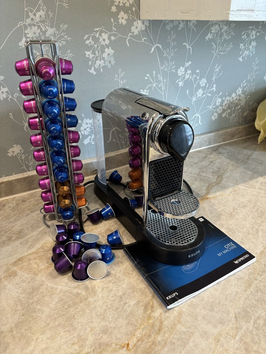 Krups Macchine per caffè & Macchine per espresso: Nespresso CitiZ Krups Kapselmaschine – Usato da Uster venduto da Rsuri68 2