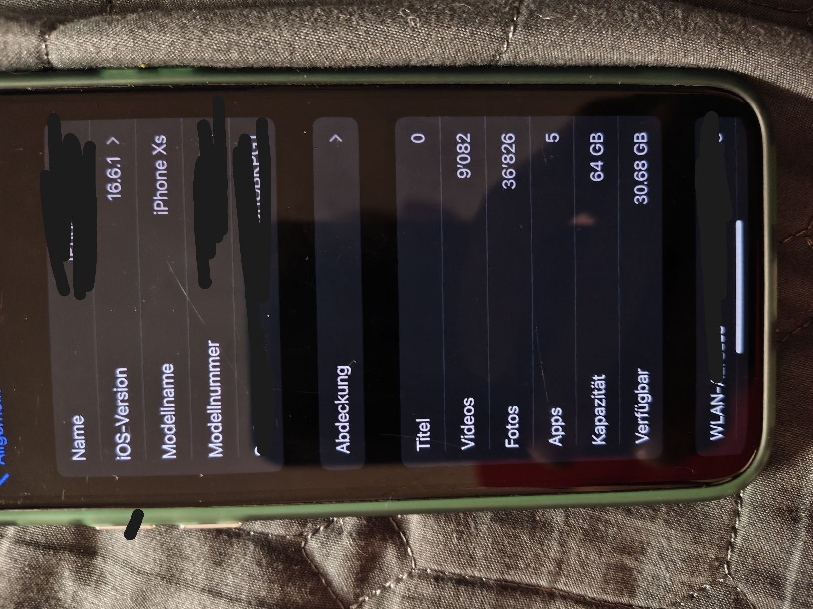 Apple Telefoni cellulari / Smartphones: iPhone Xs 64GB schwarz – Usato da Diessenhofen venduto da PapierFlyer 2