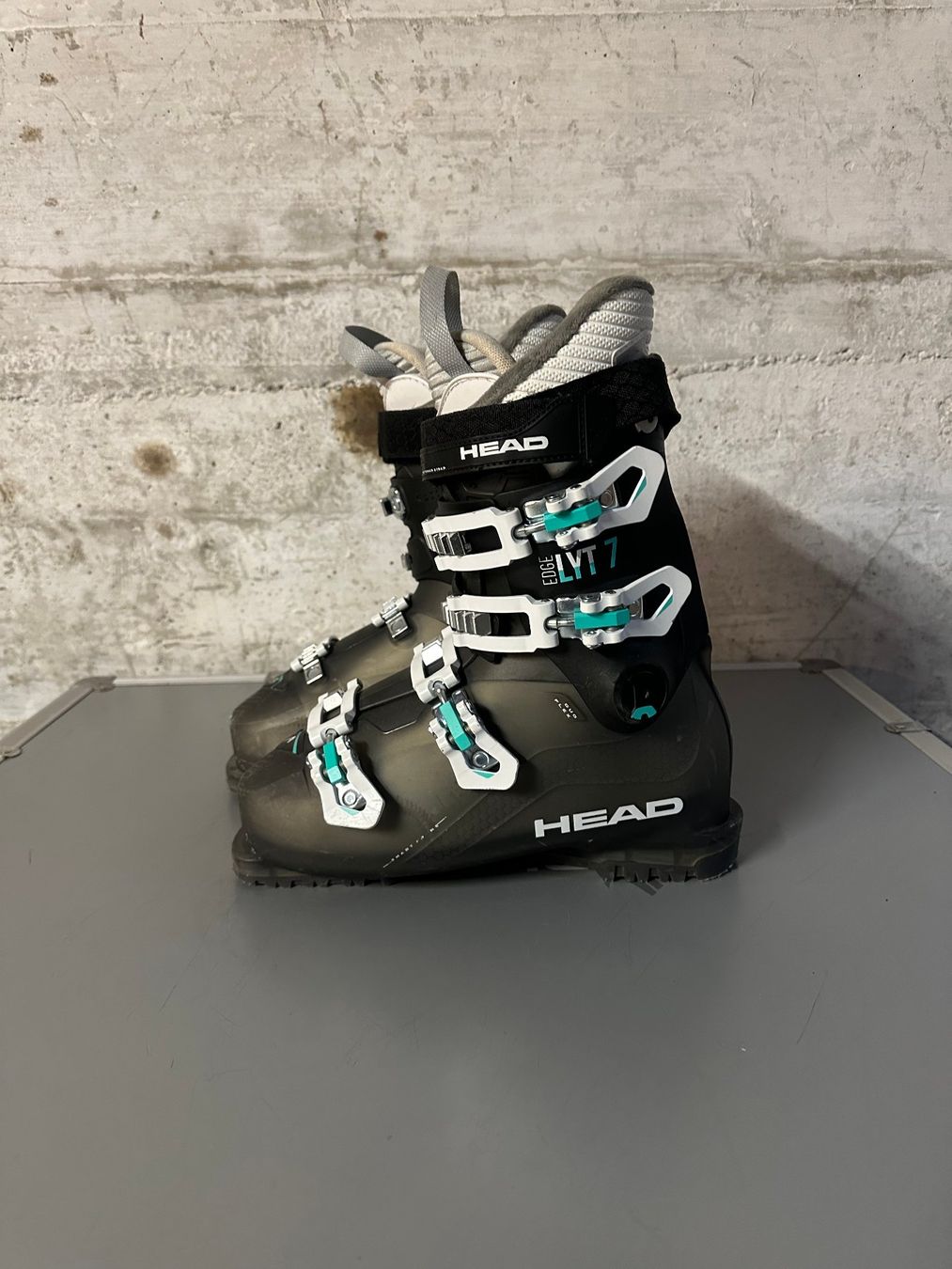Head Scarpe da uomo: Head Skischuhe 26.5 / Gr. 41 – Usato da Emmenbrücke venduto da karkarkar