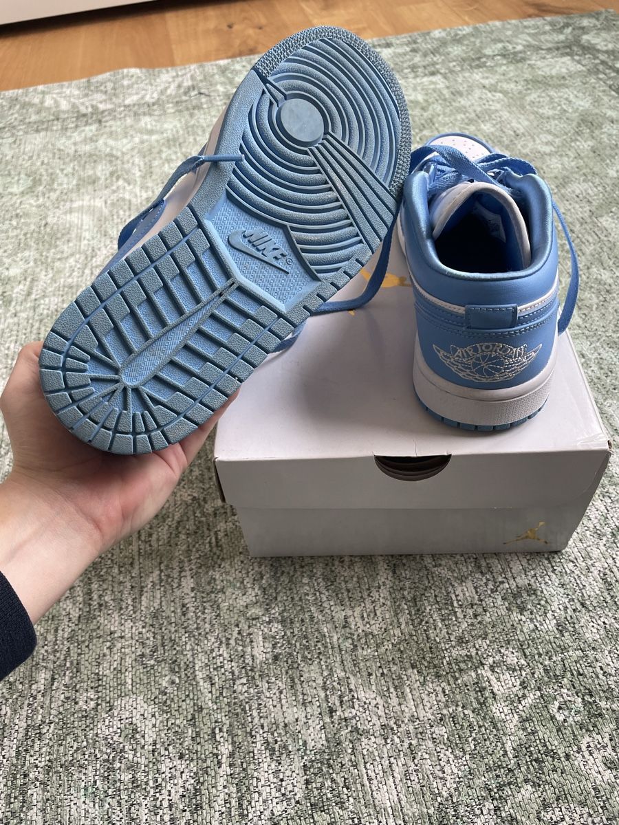 Jordan Scarpe da donna: Air Jordan 1 Low UNC – Nuovo (secondo la descrizione) da Rehetobel venduto da LelikaleliT 3
