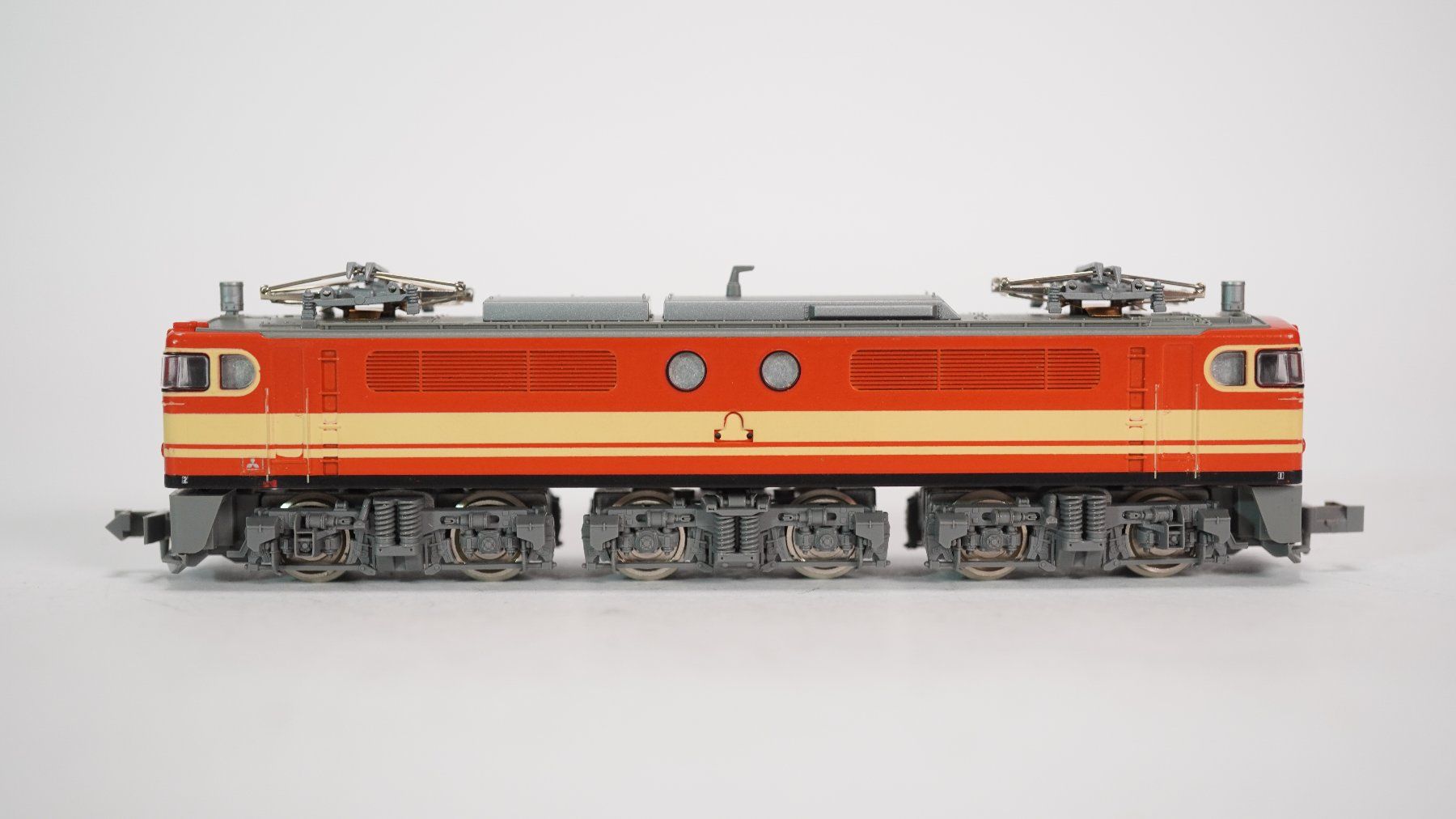 Kato Modellini di ferrovie: e37 Spur N Kato JP E-Lok cremeorange / Spielware – Usato da Thun venduto da evinka_gmbh 3
