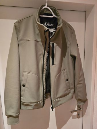 s.Oliver Übergangsjacke Herren olivgrün (L) inkl. Kaufbeleg