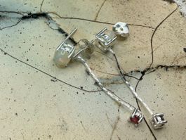 Aparte lange Ohrstecker, Opal und Sterlingsilber