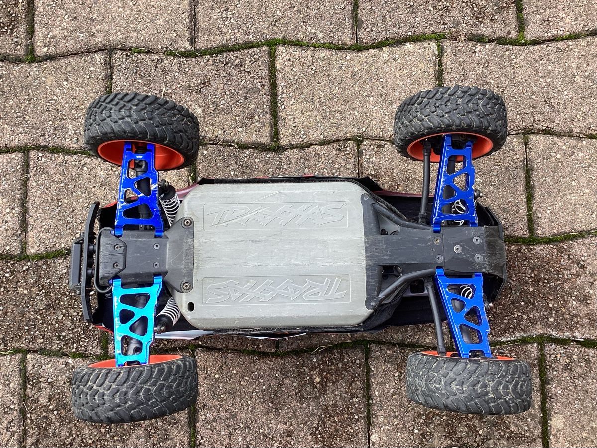 Traxxas Modellismo RC: Traxxas Rustler 4x4 – Usato da Abtwil SG venduto da Cougar80 3