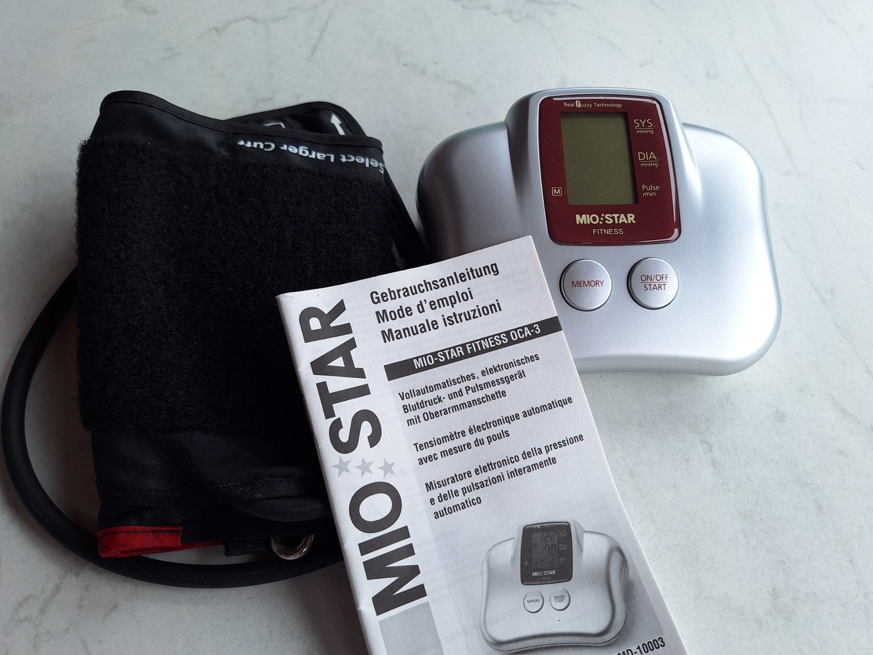 Attrezzature mediche: MIOSTAR BLUTDRUCKMESSER – Usato da Huttwil venduto da Kunterbuntli