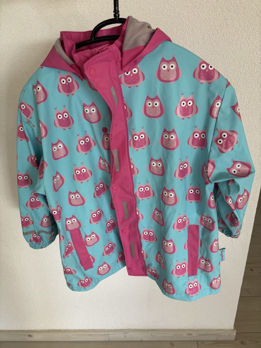 Vestes & Manteaux: Imperméable taille 116 – D'occasion à Chapelle-s-Moudon par vanesso