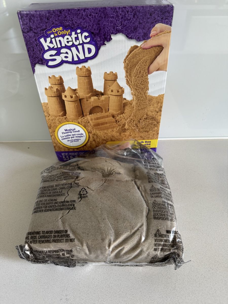 Giocattoli: Kinetic Sand 1.9 kg  – Nuovo (secondo la descrizione) da Zürich venduto da wtpooh 2