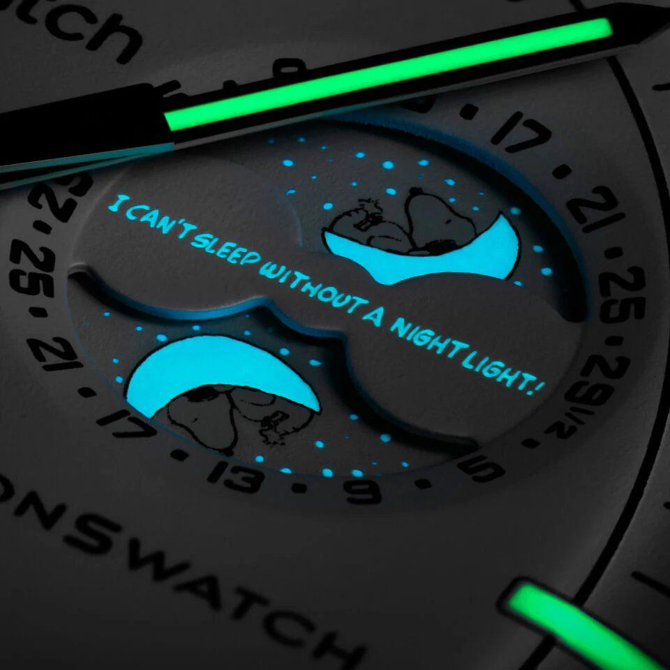 Swatch Orologi: OMEGA X SWATCH Moonswatch MOONPHASE NEW MOON Snoopy – Nuovo e nell'imballaggio originale da Sonceboz-Sombeval venduto da michael.l 4