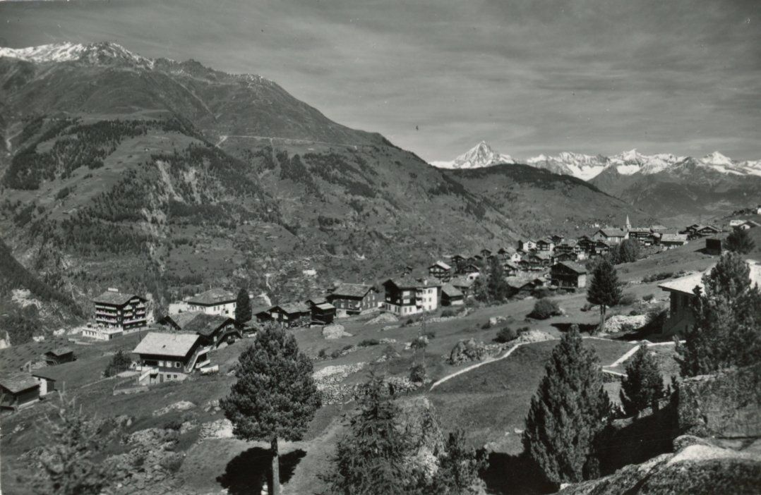 Cartoline postali: Grächen  VS      mit Bietsch- und Nesthorn – Usato da Brig venduto da Valcards54