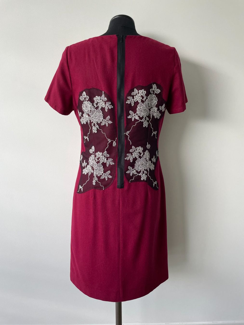 Robes: Wollkleid mit Blumen Gr. 36 – D'occasion à Turgi par bar_8pdm 1
