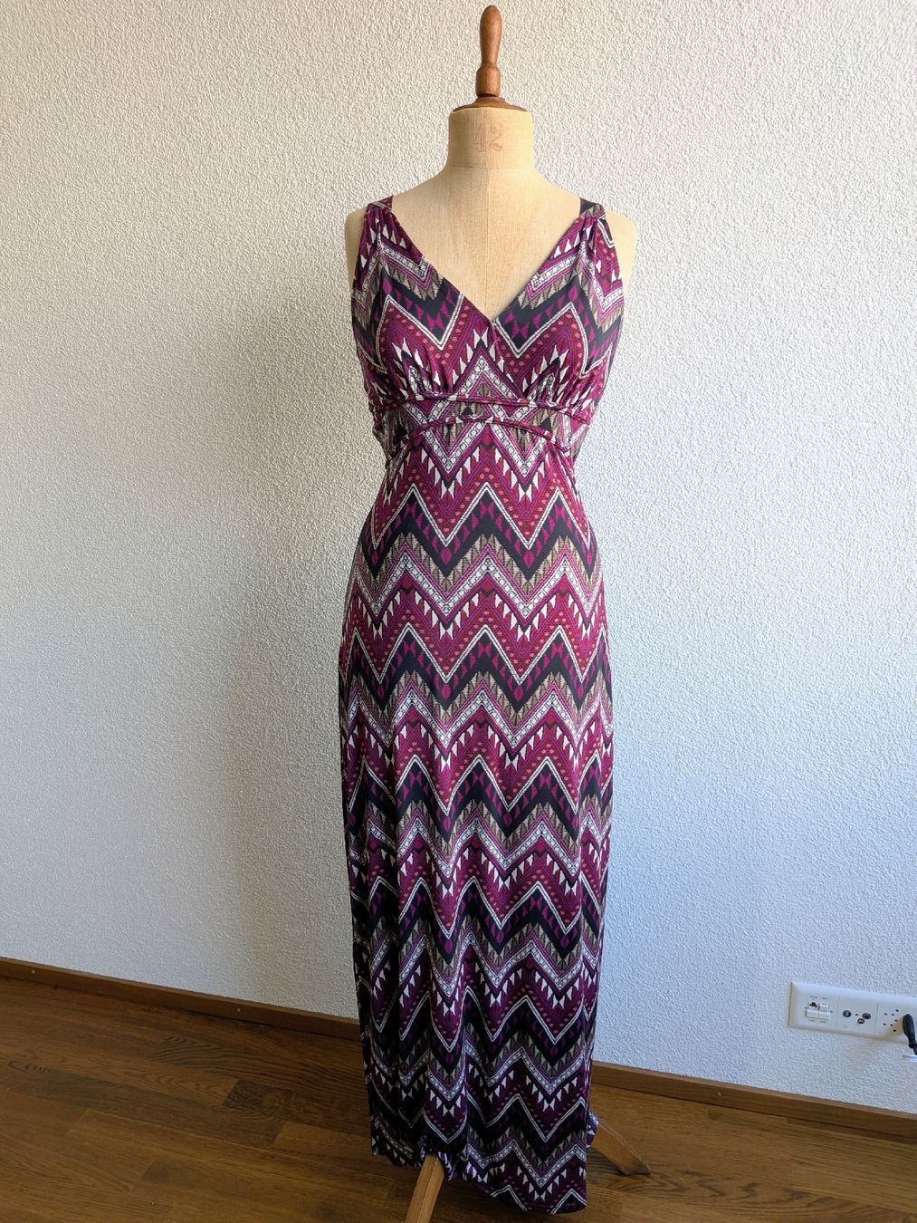Robes: Maxi Dress Patterned size M  – D'occasion à Lachen SZ par joa_rf9n