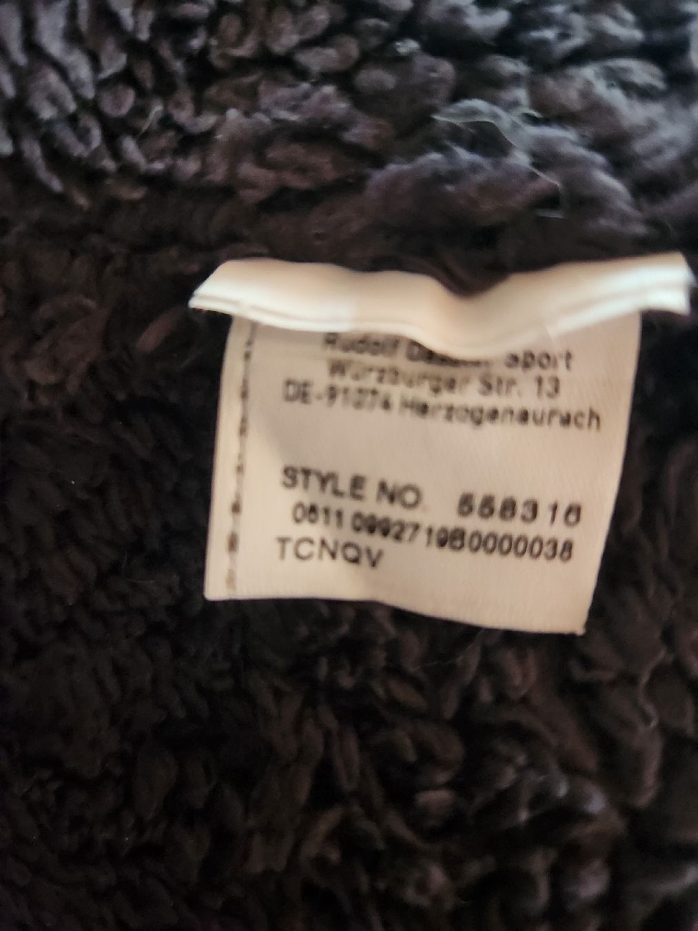 Puma Jacken: Veste Puma noir doublée taille XS  – Gebraucht aus Niedergösgen von Eva2410 4