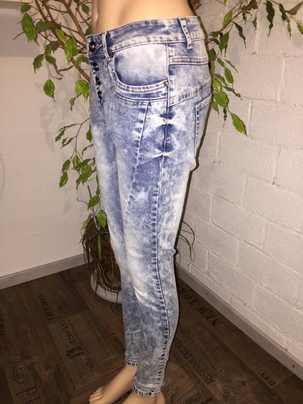 Maddison Jeans: Jeans MADDISON  Taille 40 Neuf LOOSE FIT – Neu und originalverpackt aus Cossonay-ville von Super-Price-Quality 4