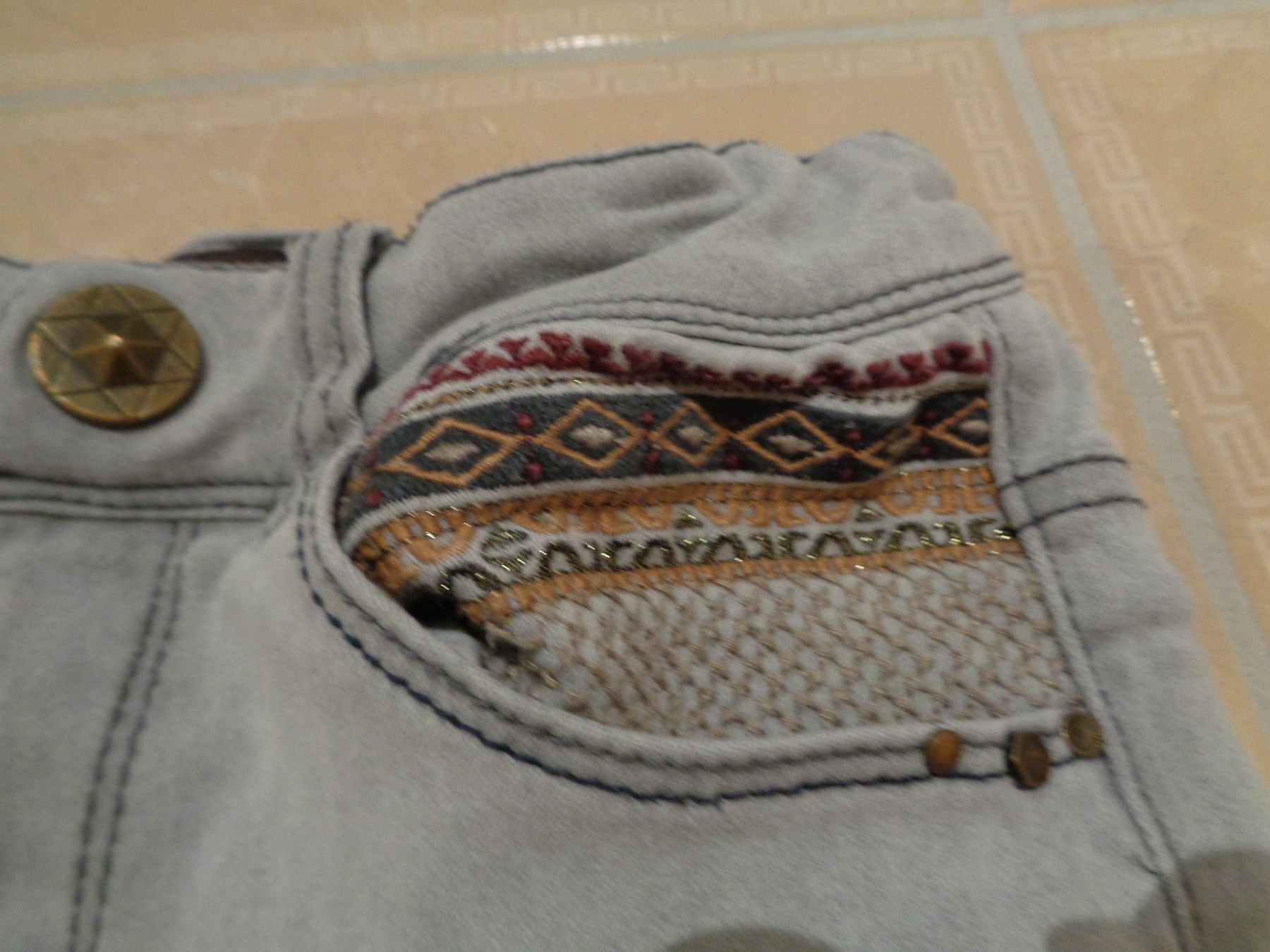 Hosen: Catimini superweiche Jeans, 7J 122 – Gebraucht aus Klingnau von Markus14 2