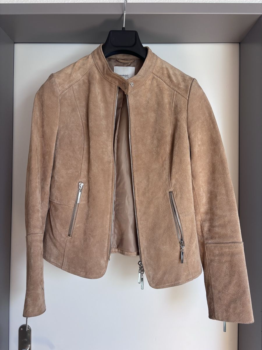 Mango Vestes: Echte Wildlederjacke Mango Gr. S beige – D'occasion à Wangen ZH par Matty2000