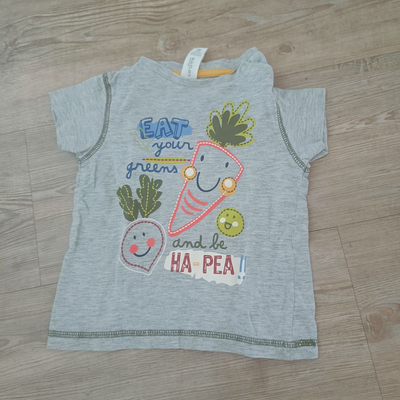 Camicie, T-shirt & Polo: T-Shirt Grösse 86 – Usato da Jaberg venduto da urig17.
