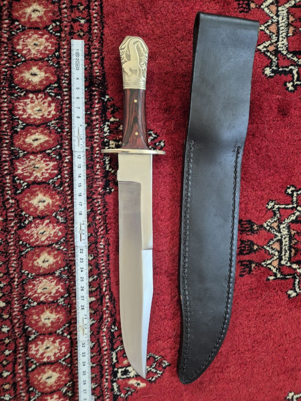 Accessoires: Grosses Leopard Jagdmesser mit Scheide – D'occasion à Binningen par rom_9ls7 4