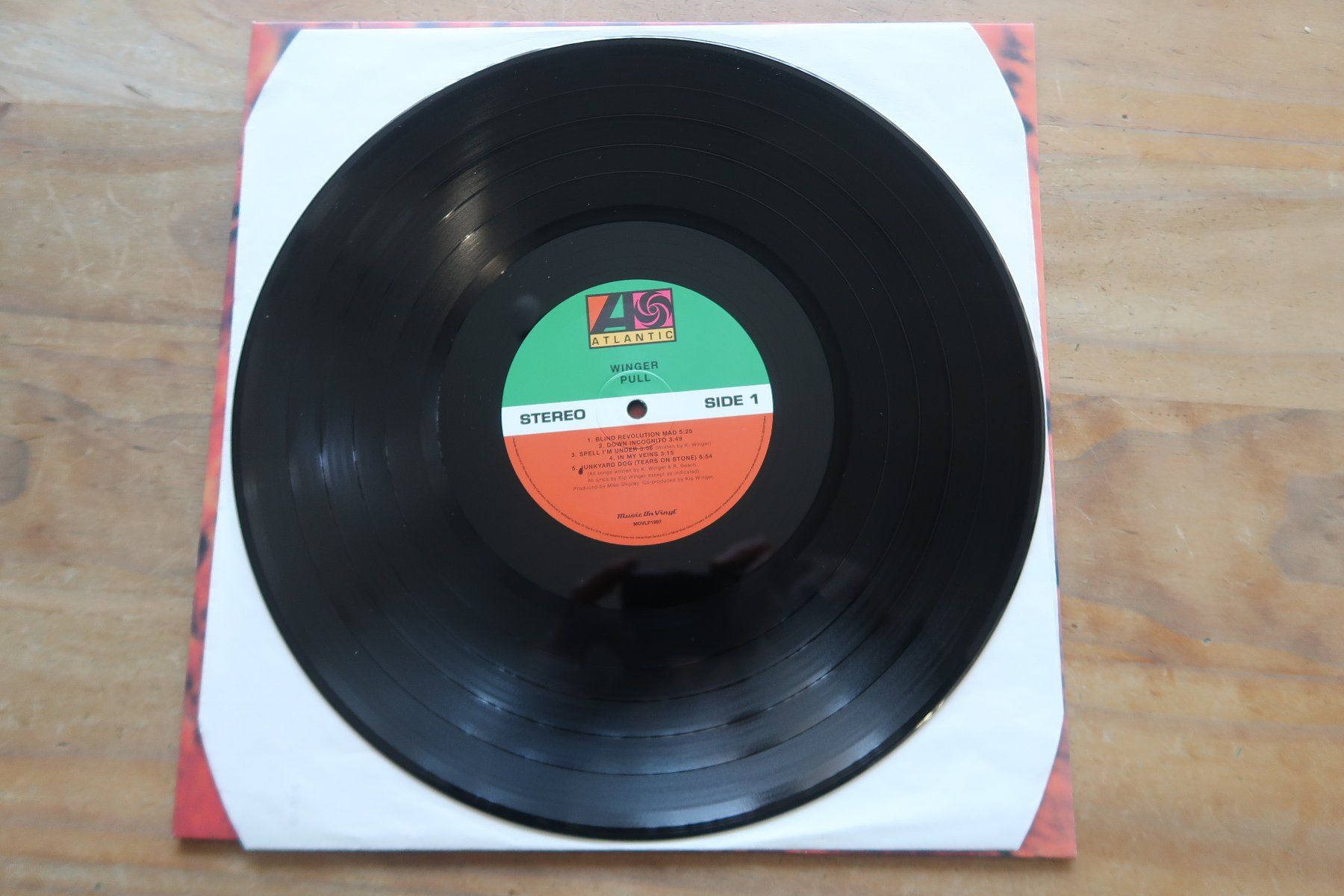 Vinyles: WINGER - PULL - VINYL LP – D'occasion à Basel par Patiscat 3