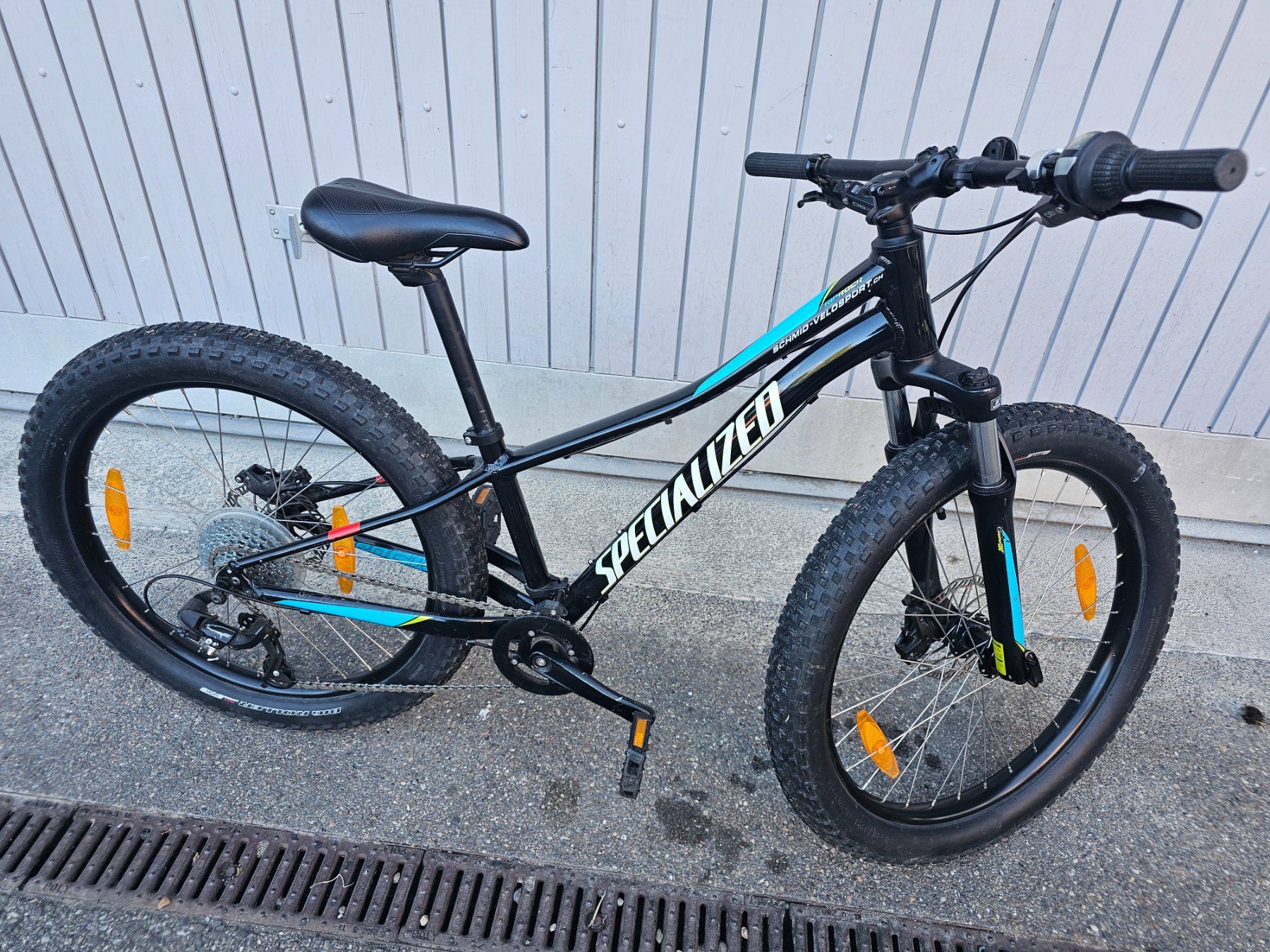 Specialized Velos: MTB Spezialized 24 zoll – Gebraucht aus kleindöttingen von Jimi-Hendrix 2