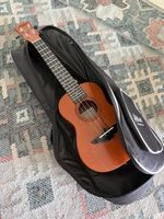 Ukulele Aklot Model AKC23 mit Tasche guter Zustand