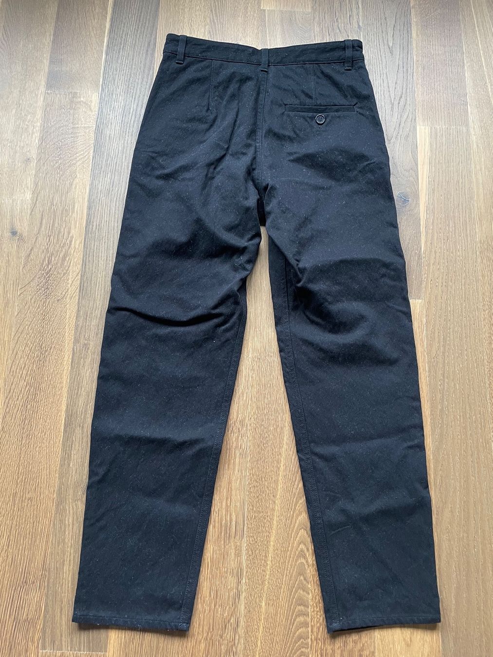Cos Hosen: COS black chino (34) – Gebraucht aus Basel von mar_fp5q 1