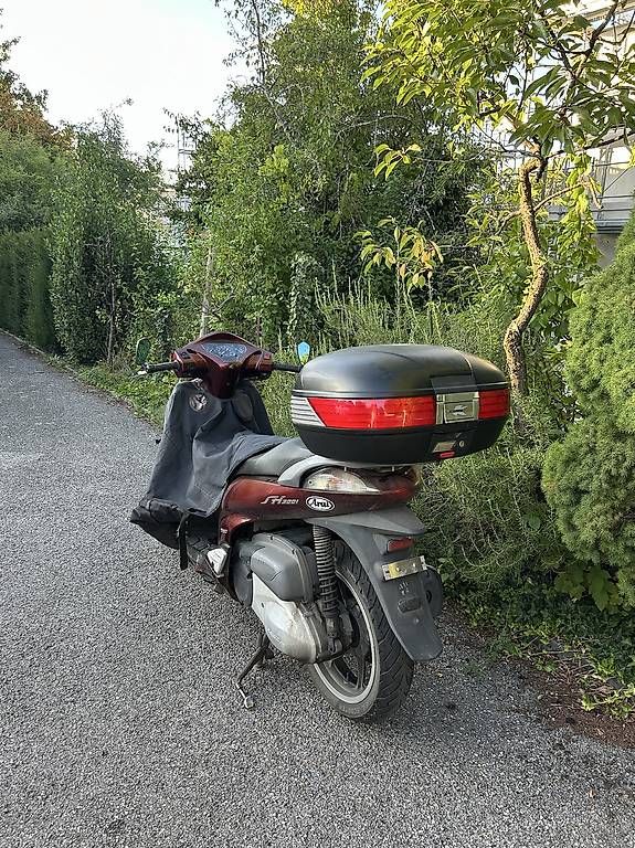 Scooters: Honda SH 300i – D'occasion à Plan-les-Ouates par jerem1228 2