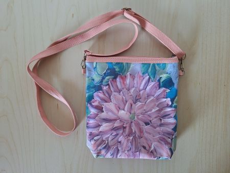 Handtasche Umhängetasche mit Blumenmuster, neuwertig!