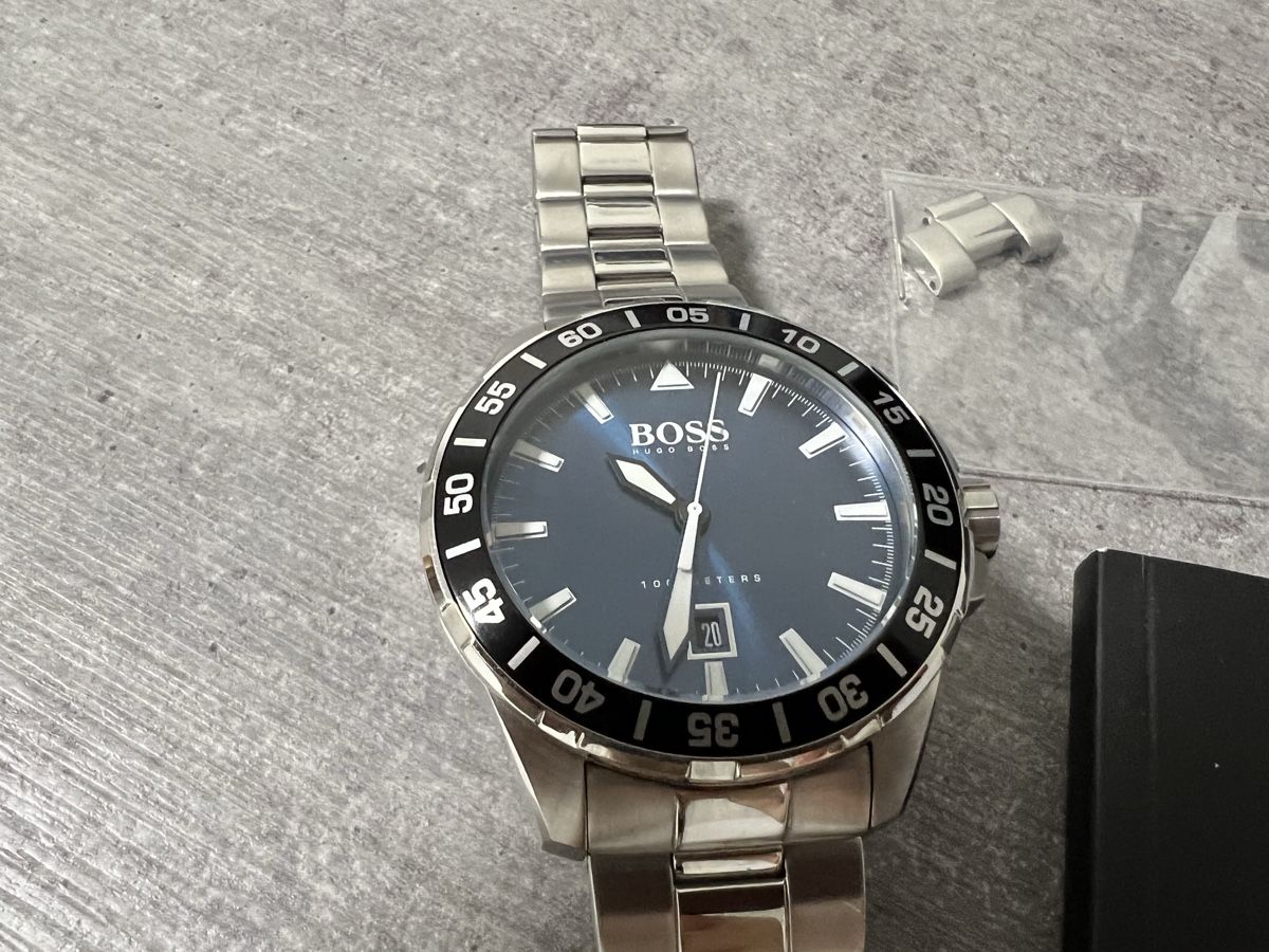 Hugo Boss Uhren: Hugo Boss Uhr | Silber | – Gebraucht aus Niederrohrdorf von fero90 3