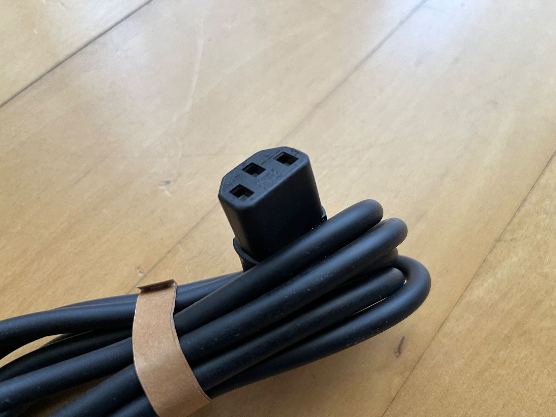 Samsung Cavi: Stromkabel deutscher Stecker (Samsung) – Nuovo e nell'imballaggio originale da Zürich venduto da qwertz111 1