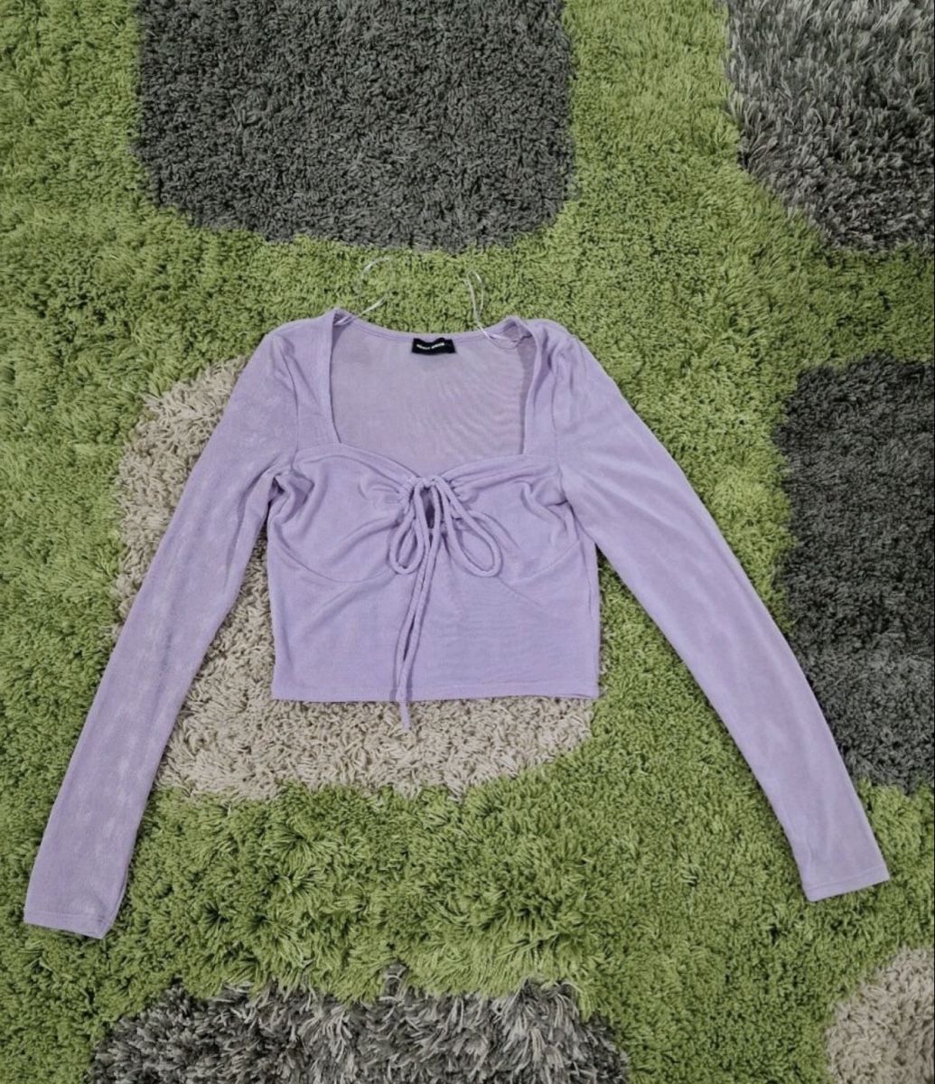 Top: Purple Top in Size M – Nuovo (secondo la descrizione) da Horgen venduto da lme_8kj7