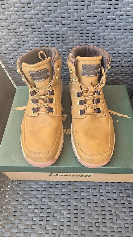 Chaussures hommes: Chaussures Landrover – D'occasion à Lutry par and_25nt