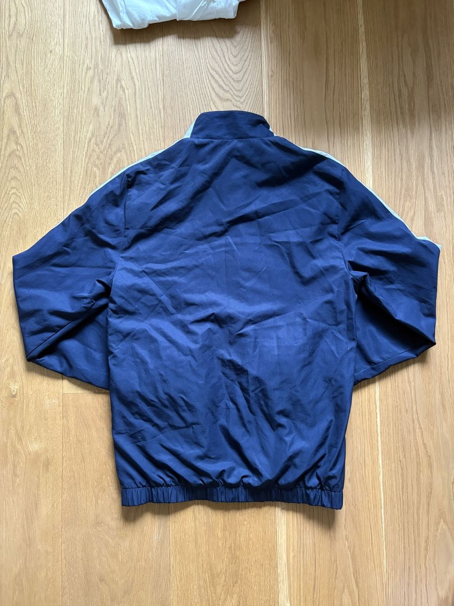 Lacoste Lotti di vestiti: Lacoste Trainer Navyblue Grösse XS – Nuovo (secondo la descrizione) da Erlinsbach venduto da Elchy 4