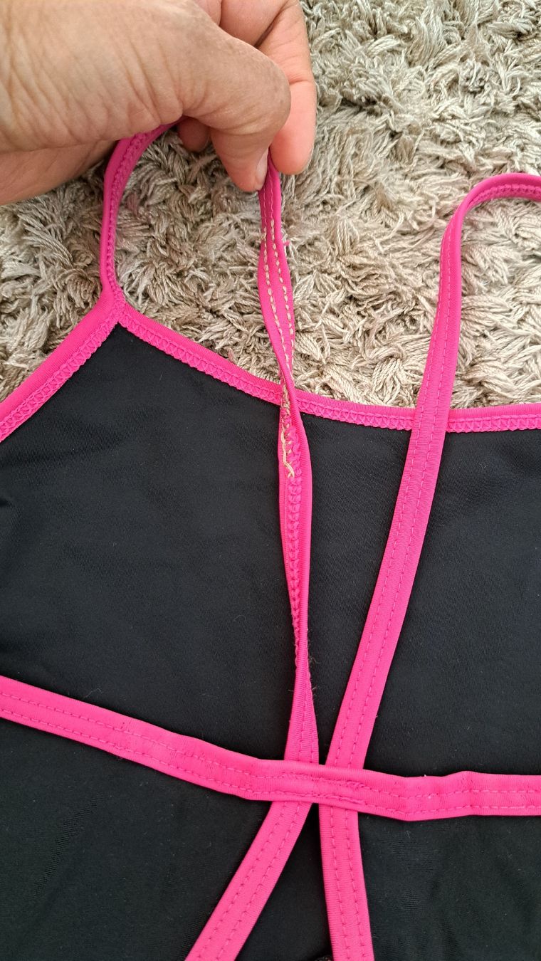 Costumi da bagno & Bikini: maillot de bain fille taille 128 ,utilisé  – Usato da Meyrin venduto da Zahra011 4