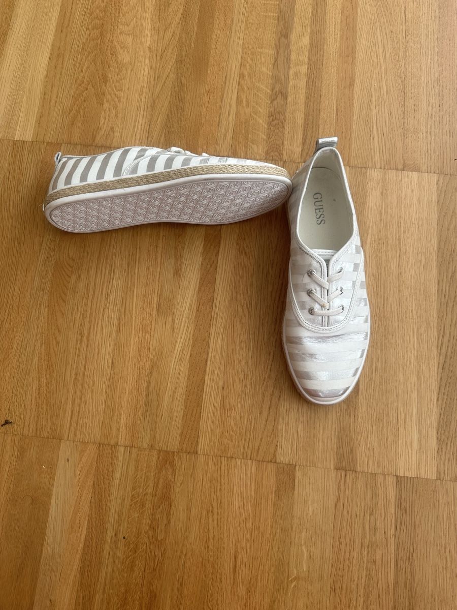 Guess Damenschuhe: Guess size 41 – Gebraucht aus Zürich von mag_v7x6 1