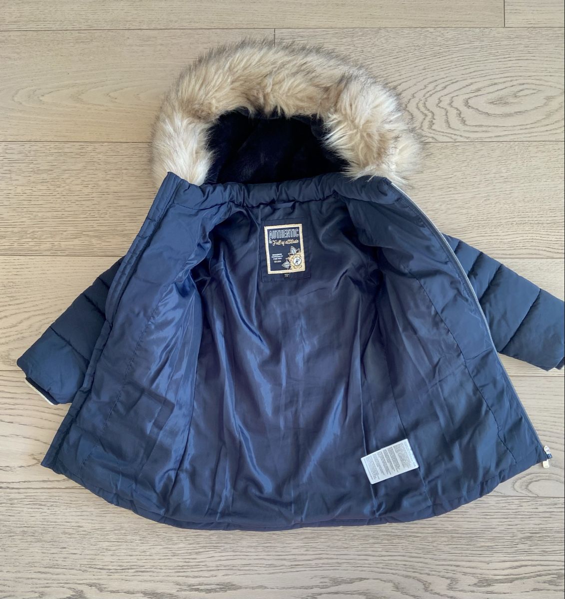Giacche & Cappotti: Mädchen Winterjacke 116 – Usato da Arbedo venduto da Greg2hand 1