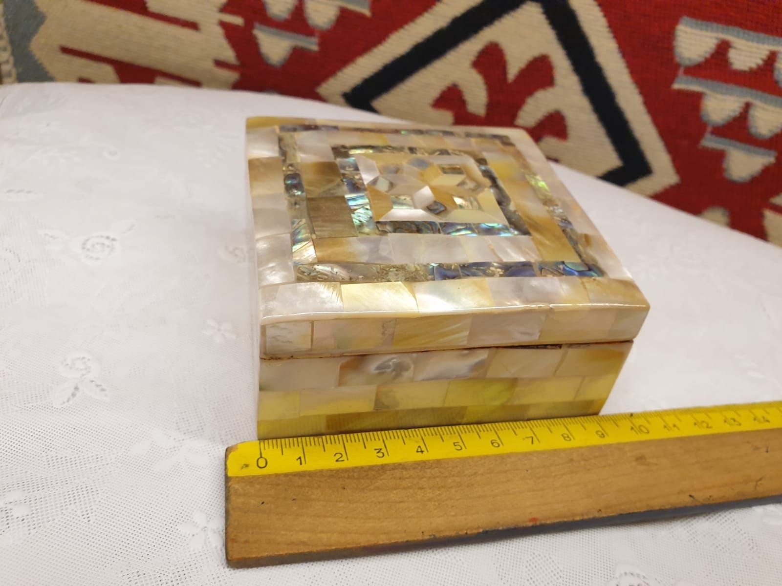 Portagioie: Wunderschöne Schmuckschatulle mit Perlmutt Intarsien. – Nuovo (secondo la descrizione) da Zürich venduto da gobel 4