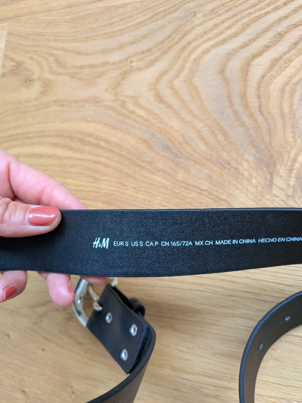 H&M Cinture: Gürtel schwarz H&M  – Nuovo (secondo la descrizione) da Eschenbach SG venduto da SanFranciscoCalifornia 2