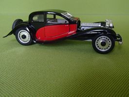 Bugatti T60 Modelauto RIO schwarz rot