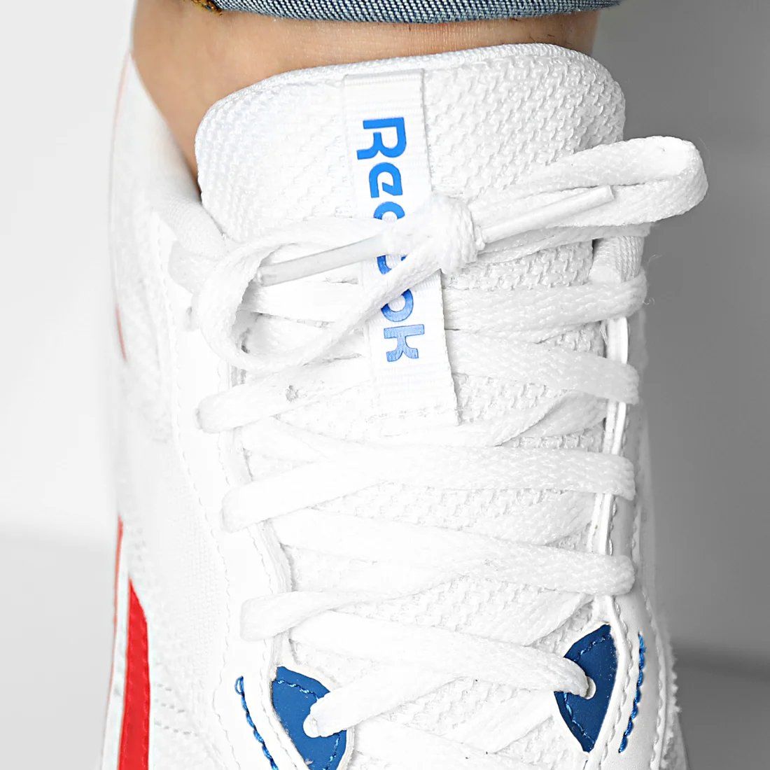 Reebok Herrenschuhe: Deadstock Reebok Energen Tech White Red Blue - taille 43 – Neu und originalverpackt aus Genève von dorco 7