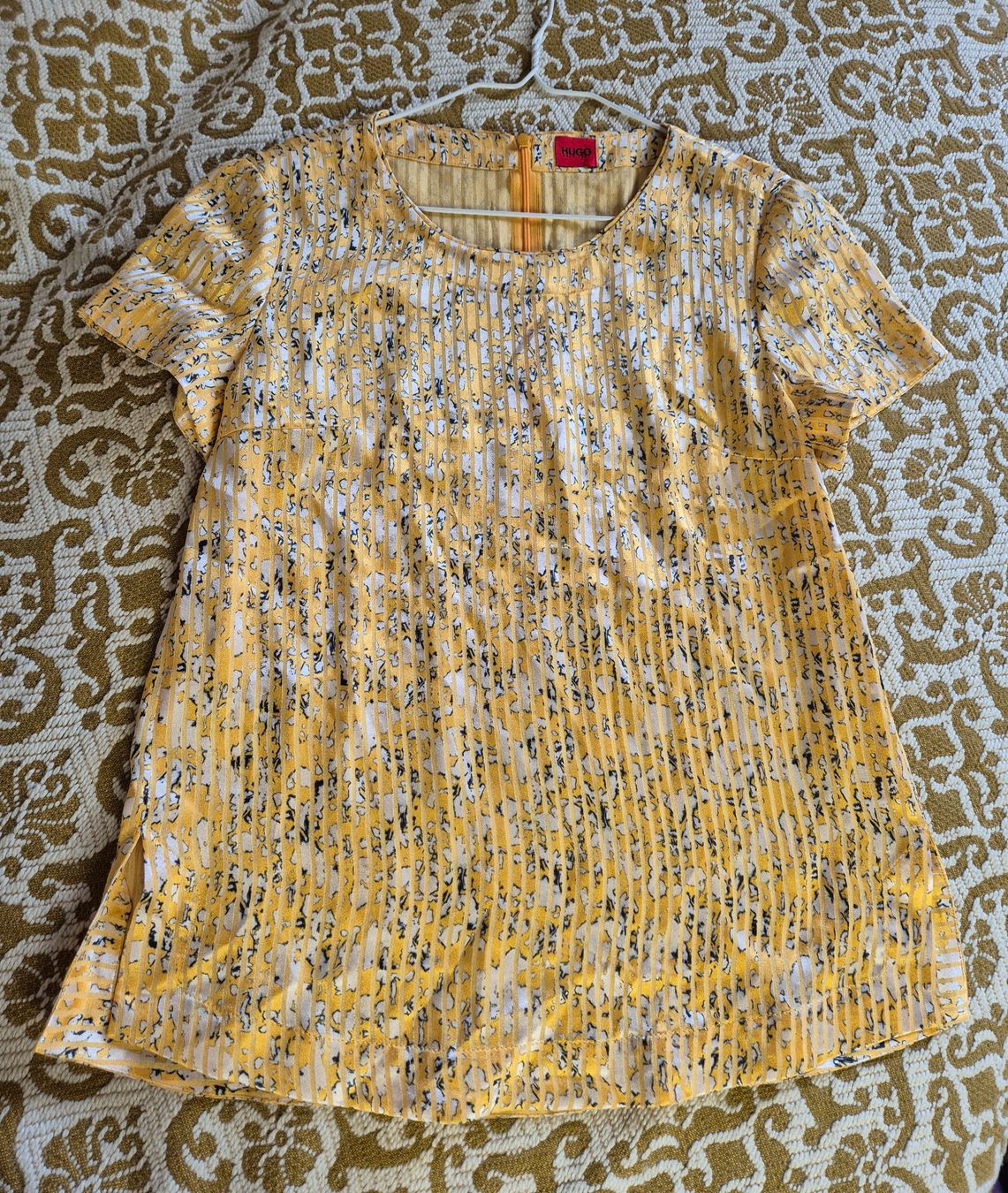 Hugo Boss T-shirt: Hugo-Boss-T-Shirt – Usato da Leissigen venduto da ali_k9v8 4