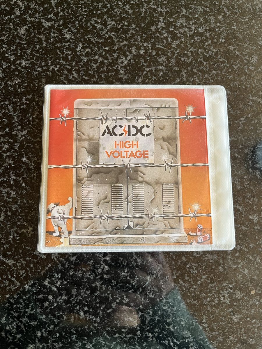 CD: AC/DC CD High Voltage – Usato da Schiers venduto da and_txz8