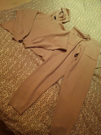 Tenue d intérieur 2 pièces taille L marque Chicorée